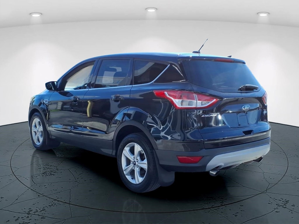 Used 2015 Ford Escape SE SUV