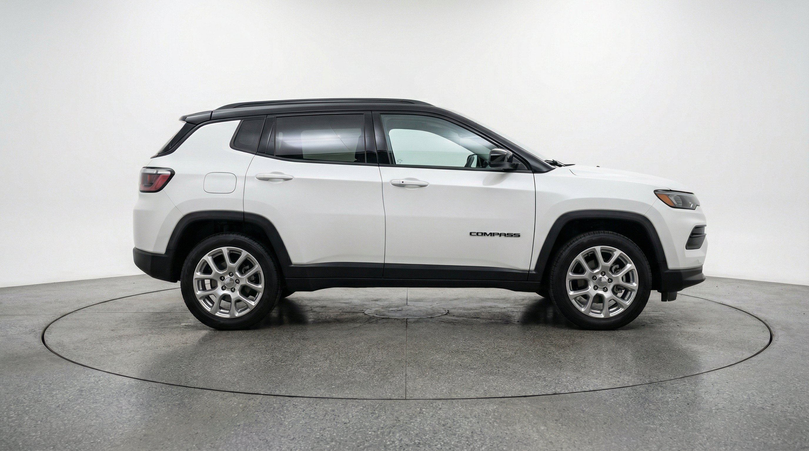 2025 Jeep Compass Limited - Photo 10