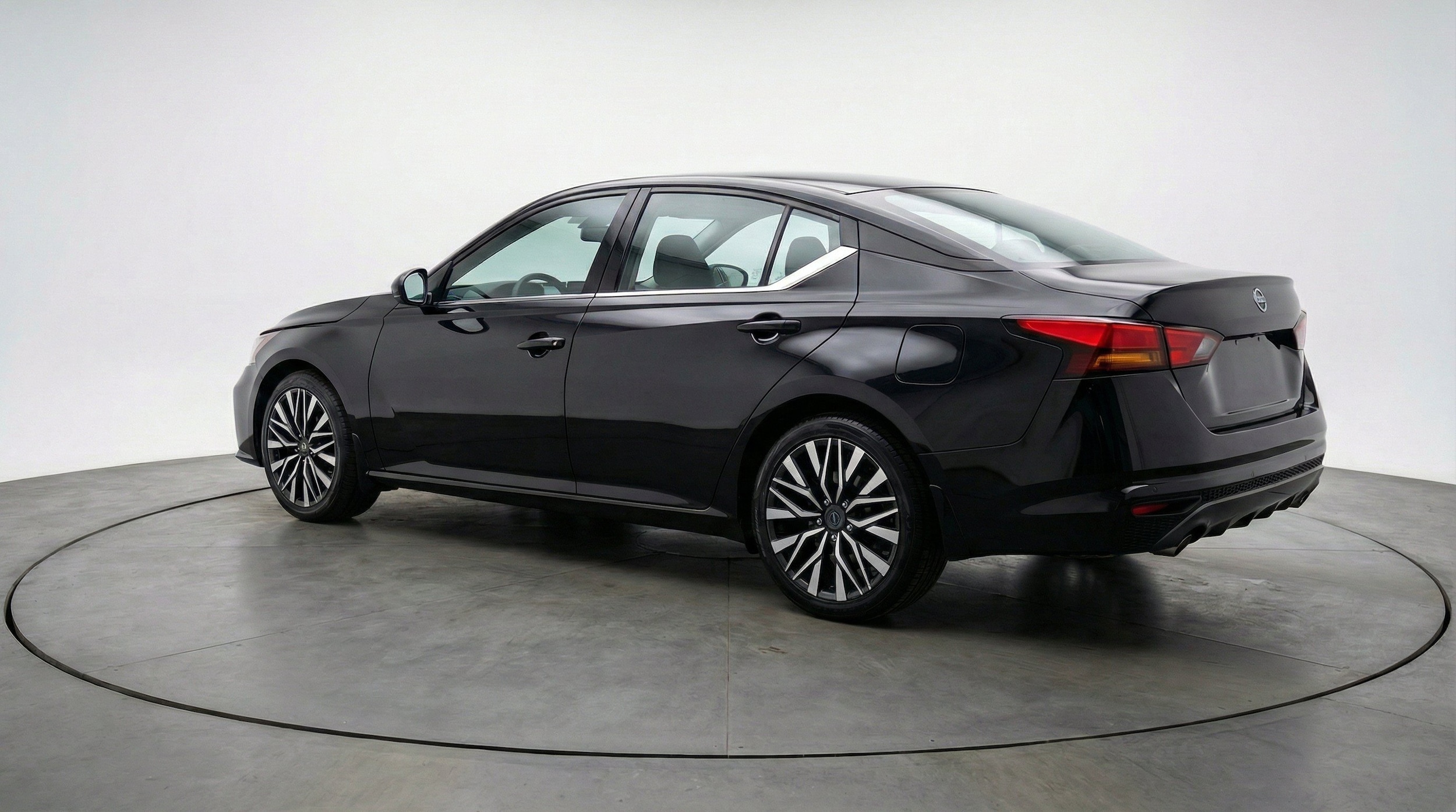 Thumbnail: 2025 Nissan Altima - 6