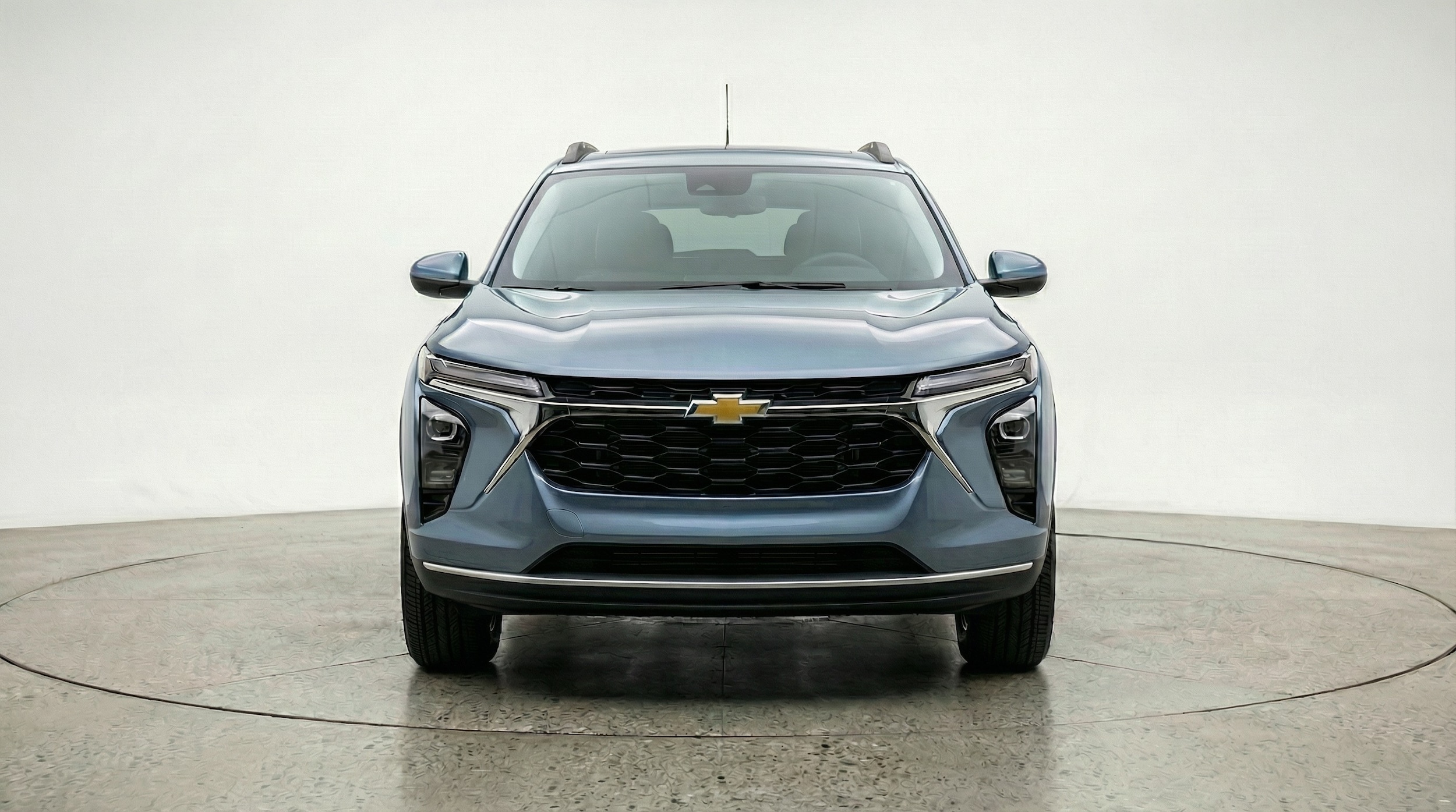 Thumbnail: 2025 Chevrolet Trax - 2