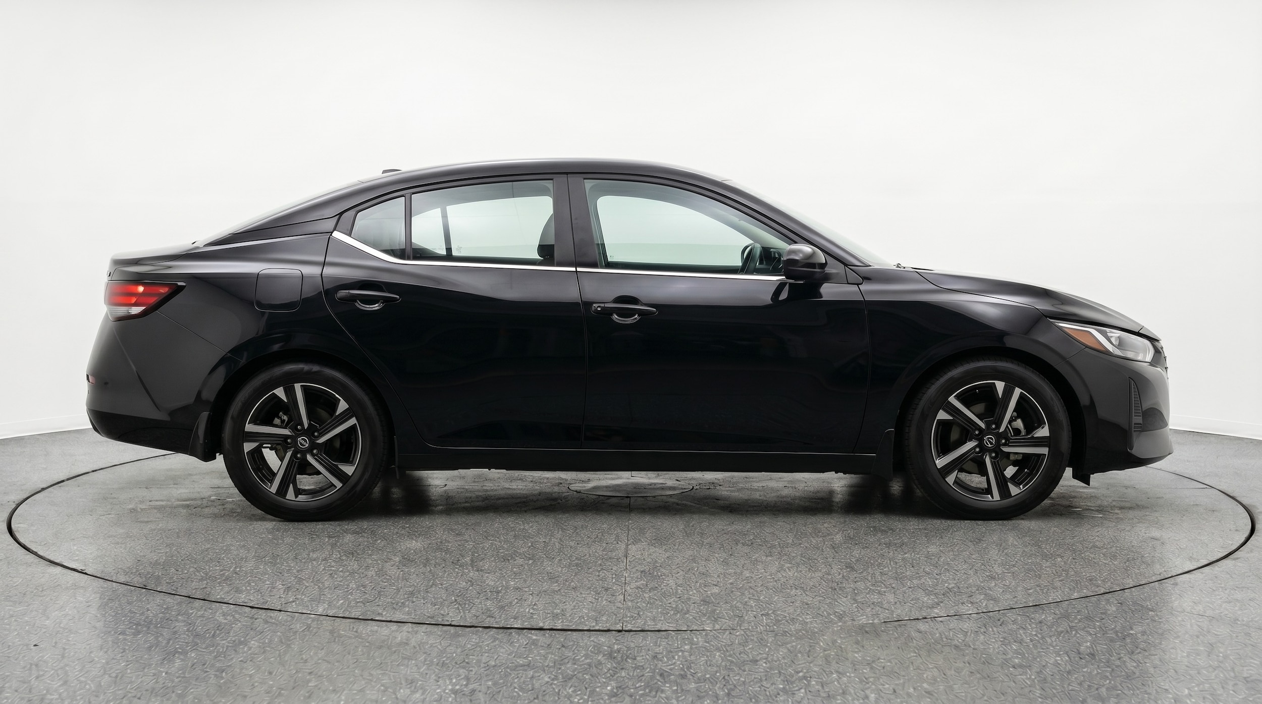 Thumbnail: 2025 Nissan Sentra - 8