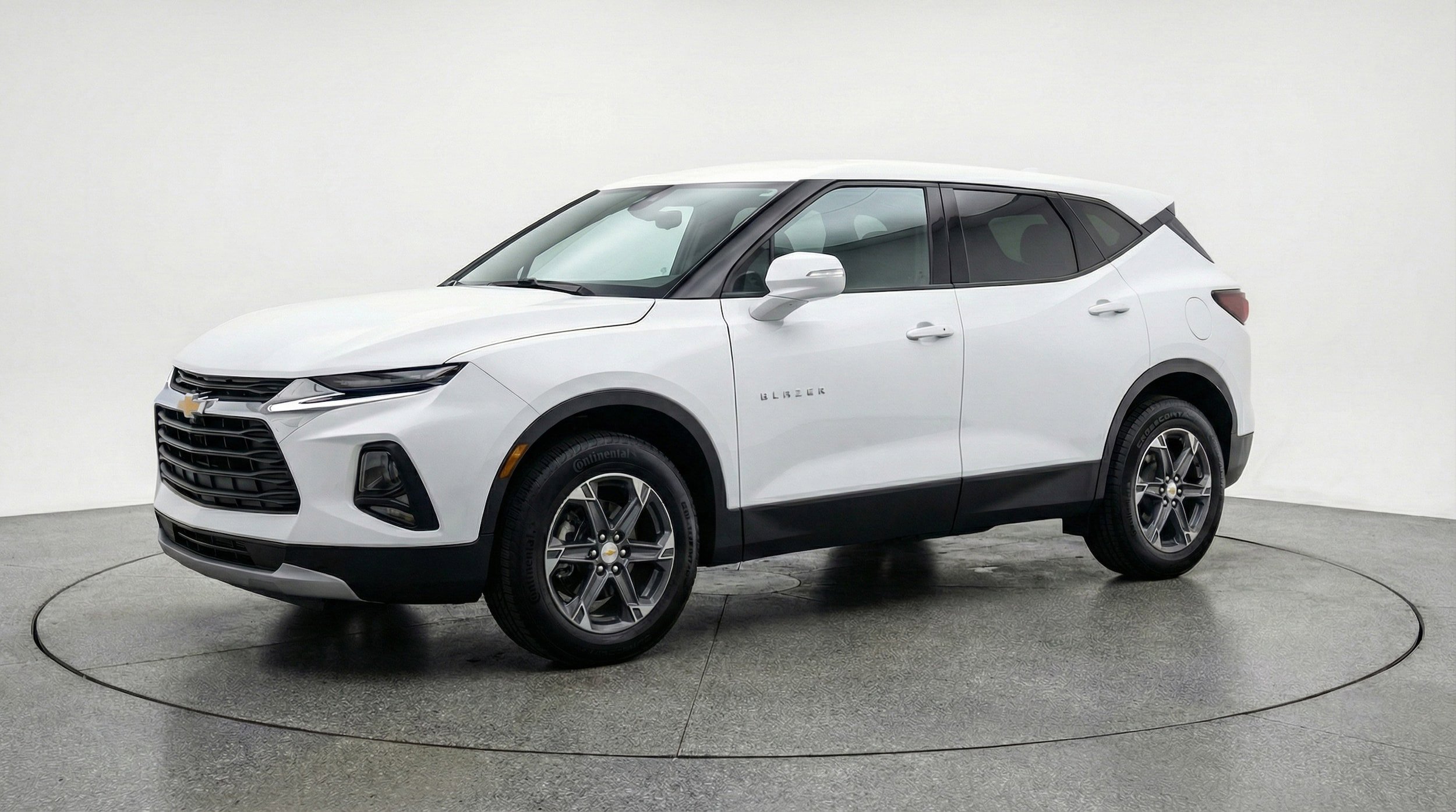 Thumbnail: 2025 Chevrolet Blazer - 3