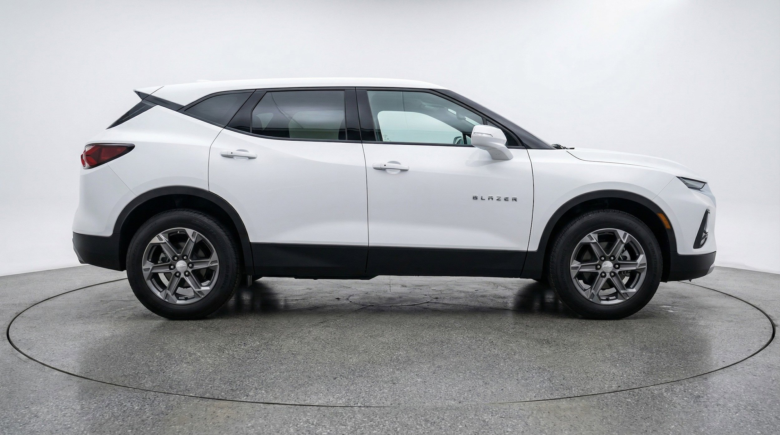 Thumbnail: 2025 Chevrolet Blazer - 8