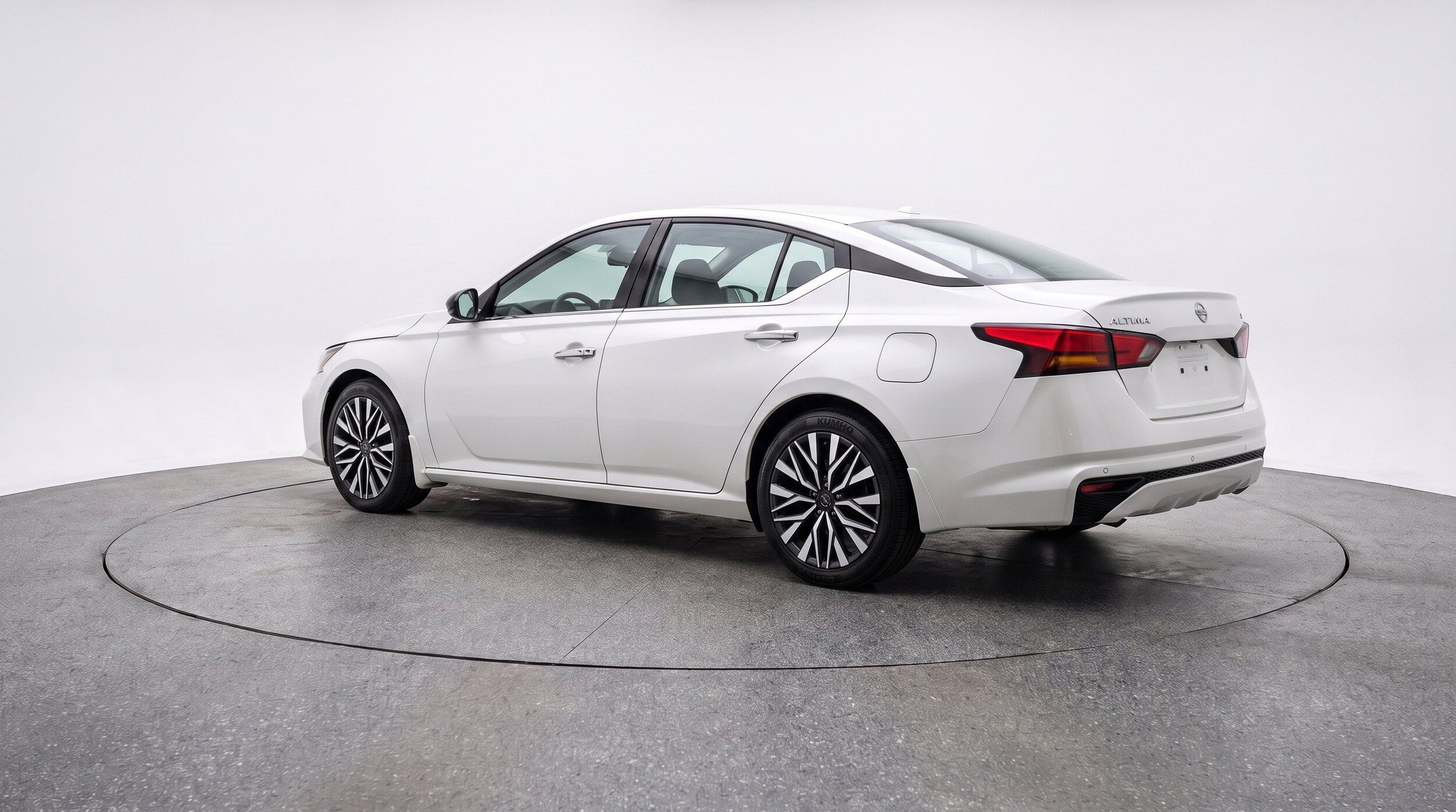 Thumbnail: 2025 Nissan Altima - 6