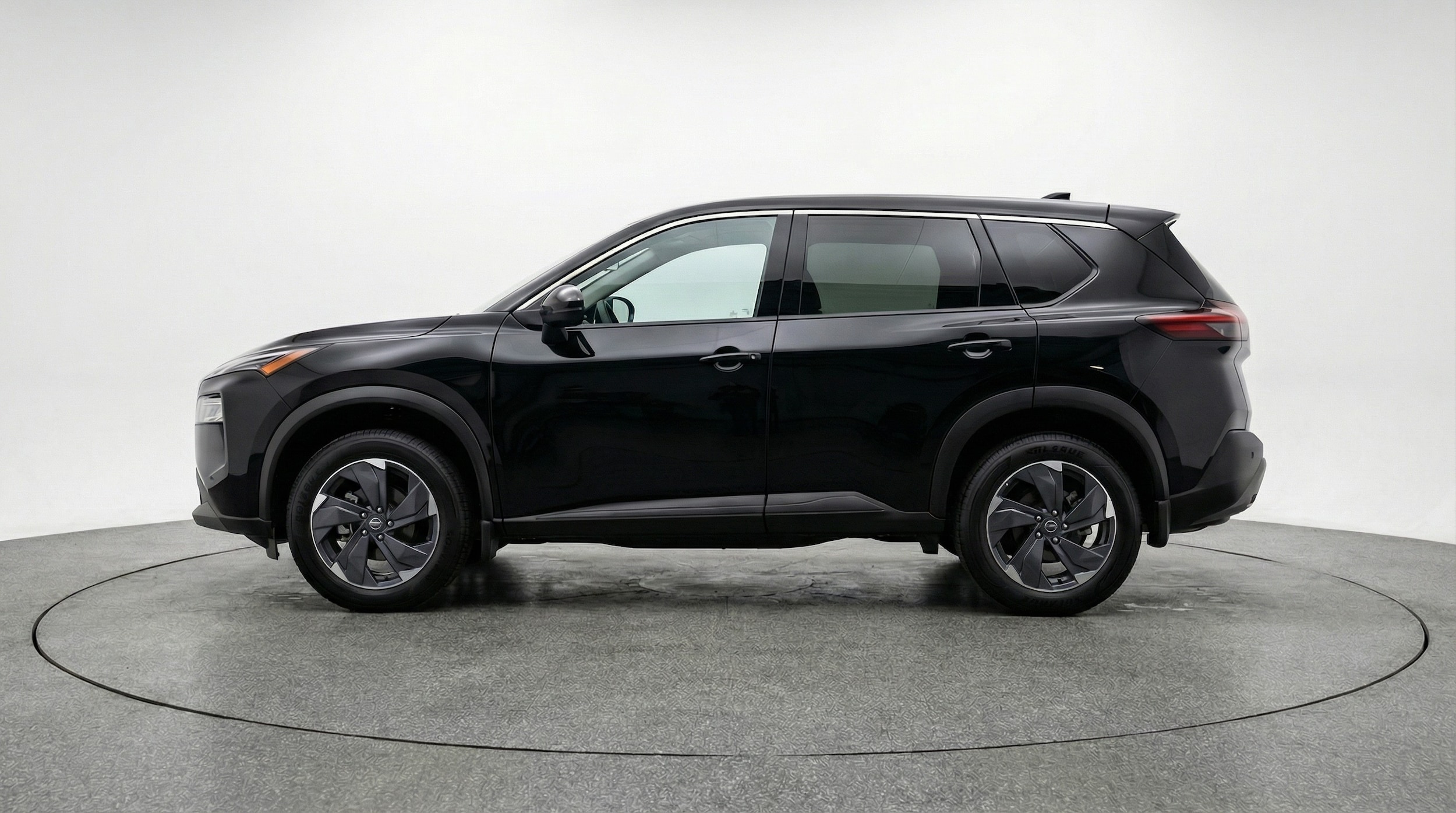 Thumbnail: 2025 Nissan Rogue - 4