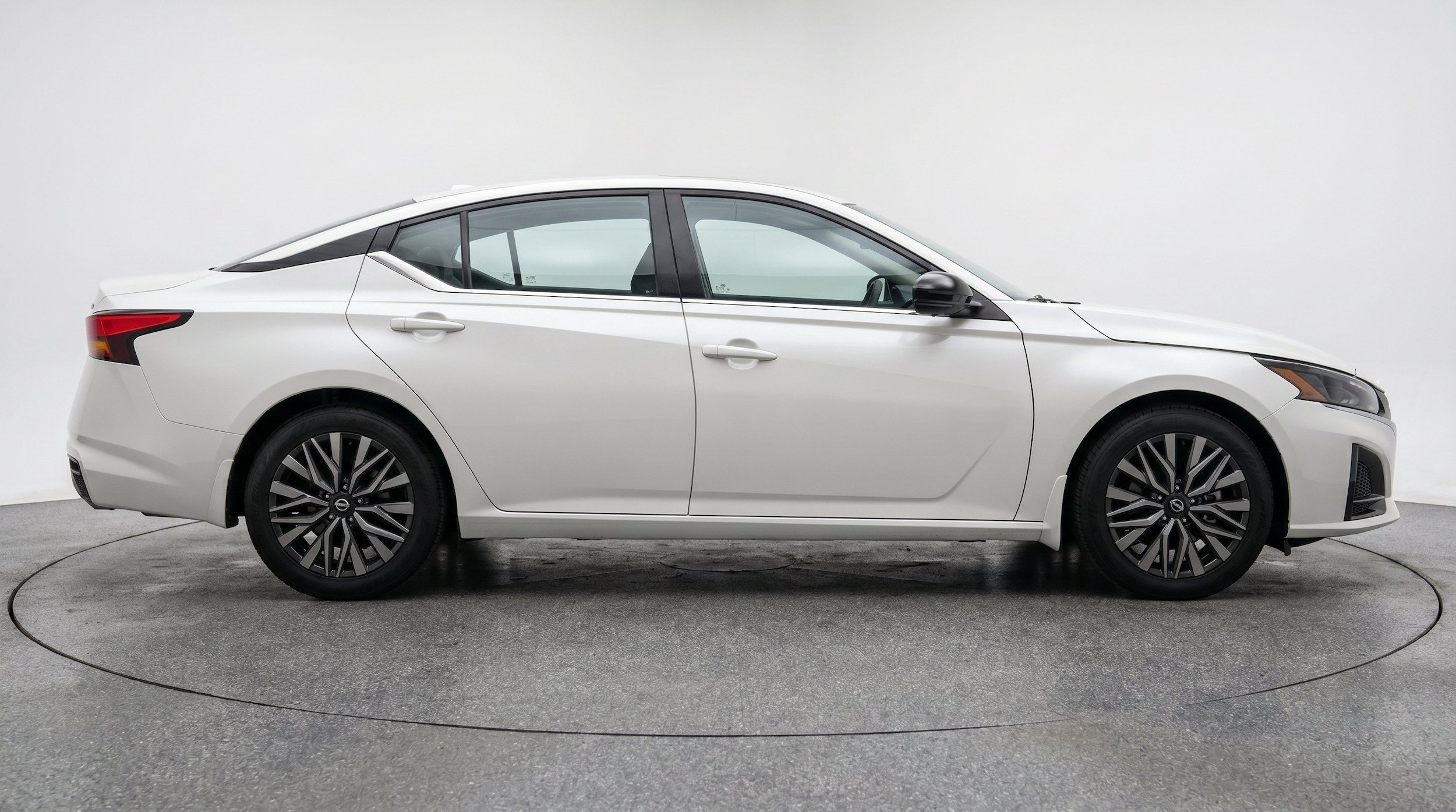 Thumbnail: 2025 Nissan Altima - 11