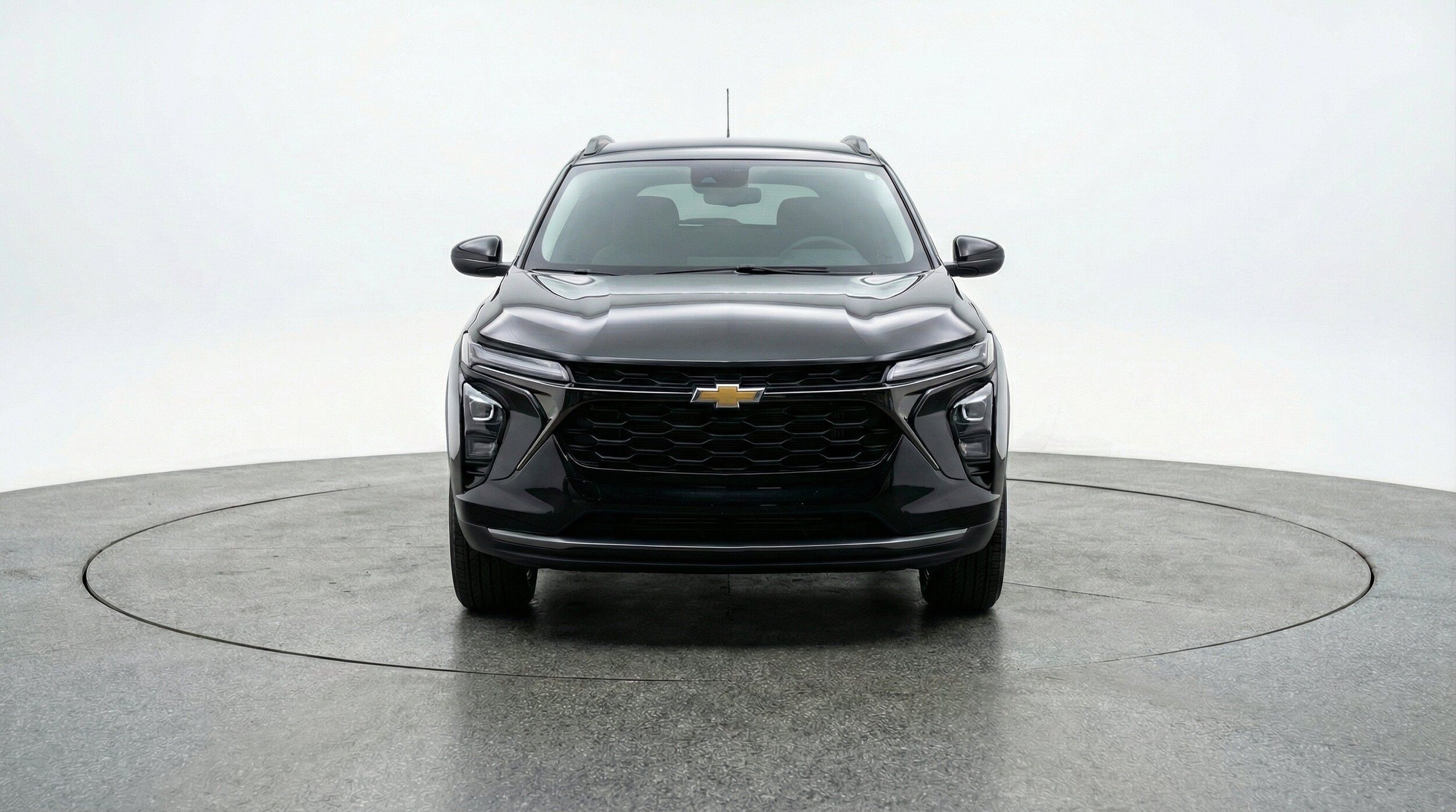 Thumbnail: 2025 Chevrolet Trax - 2