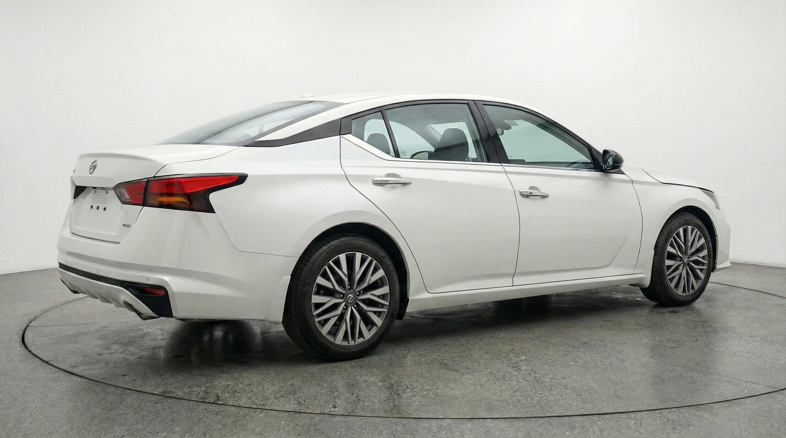 Thumbnail: 2025 Nissan Altima - 7