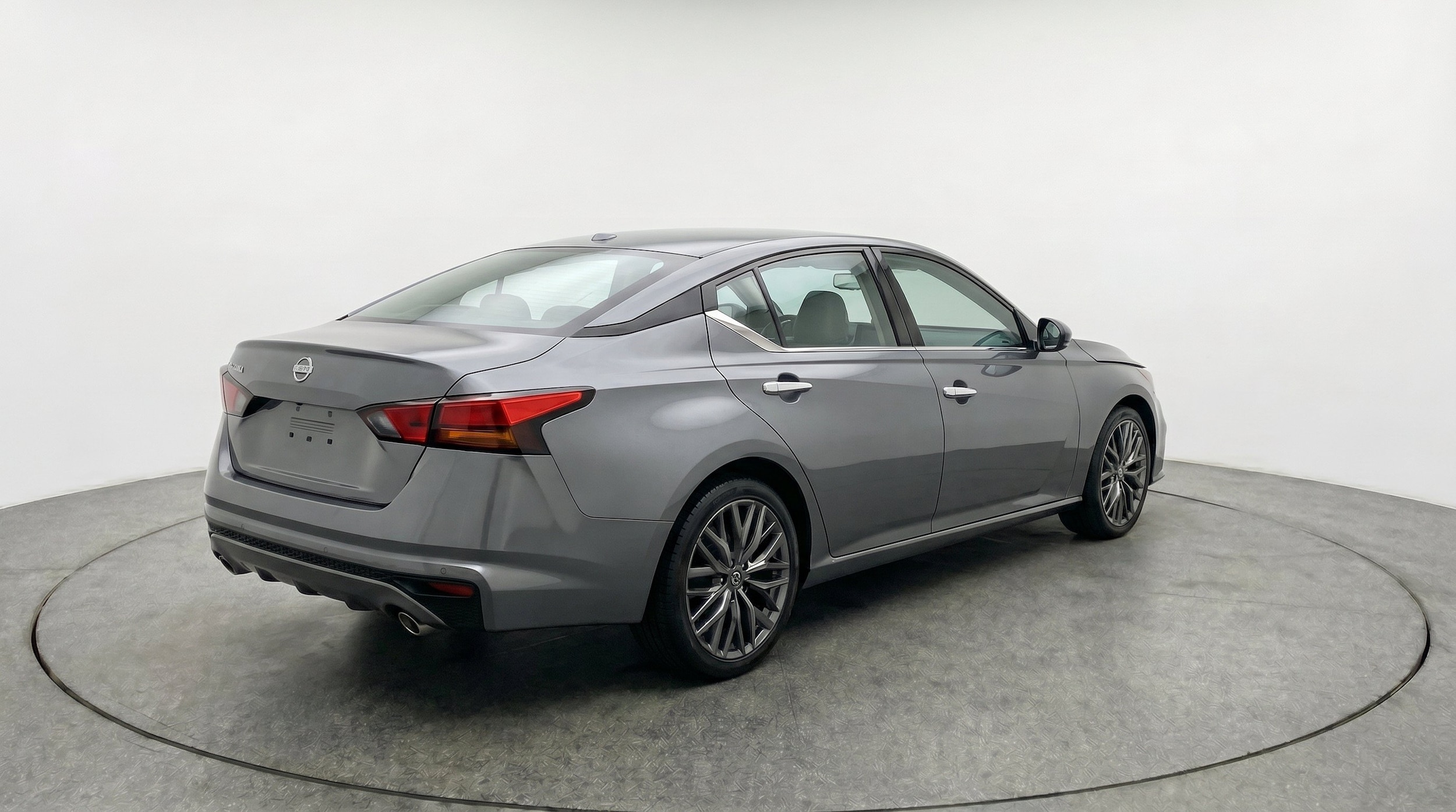 Thumbnail: 2025 Nissan Altima - 9