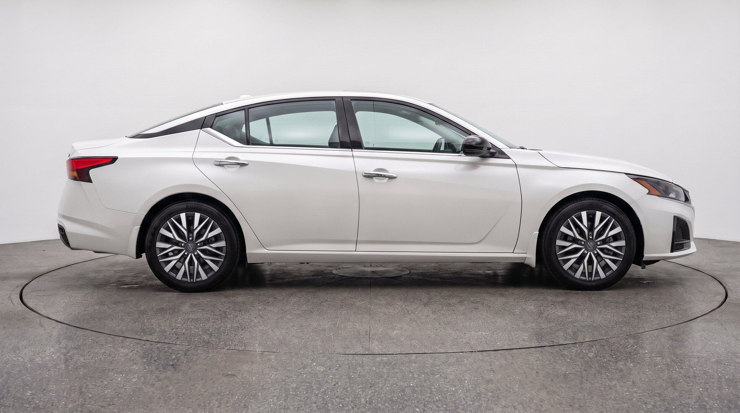 Thumbnail: 2025 Nissan Altima - 11