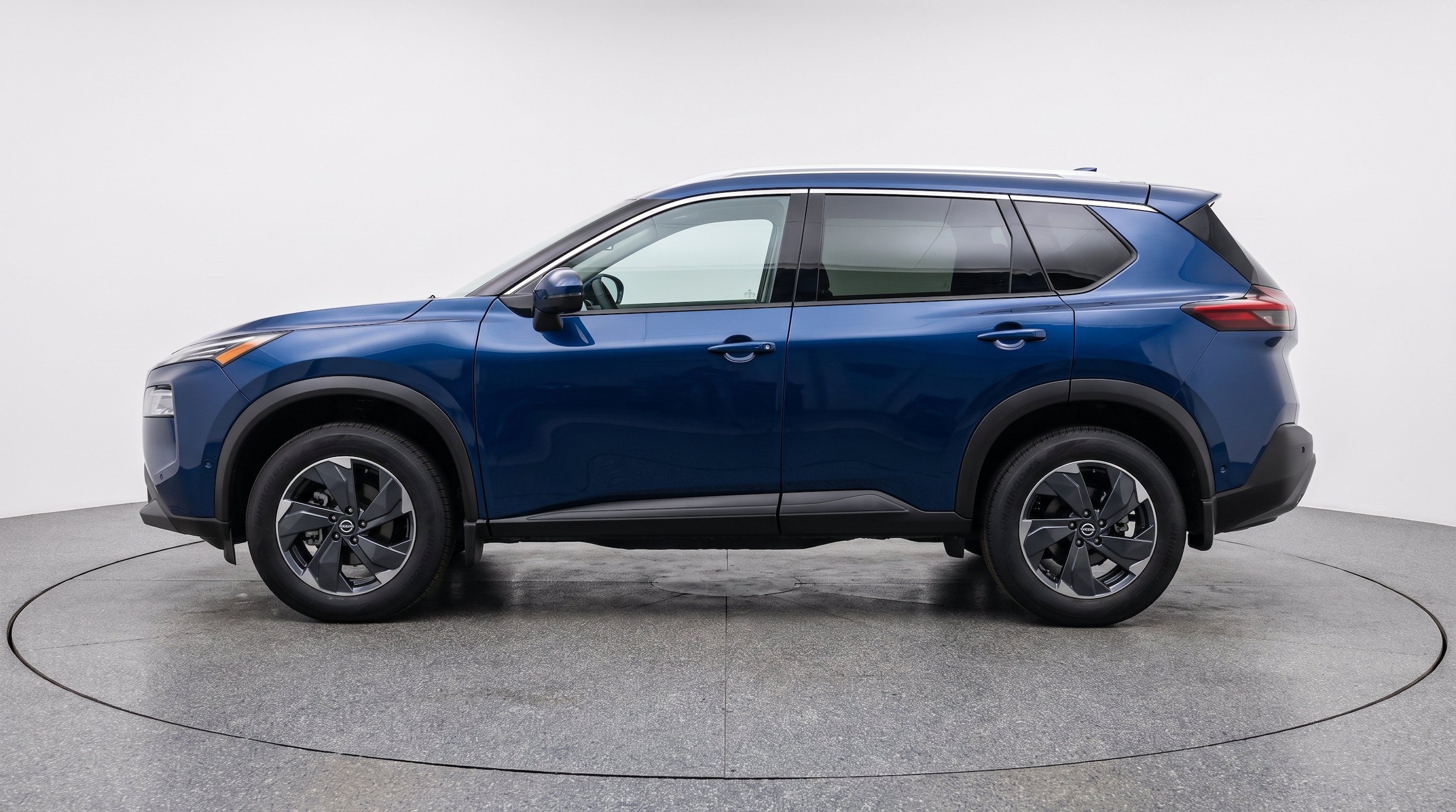 Thumbnail: 2025 Nissan Rogue - 5