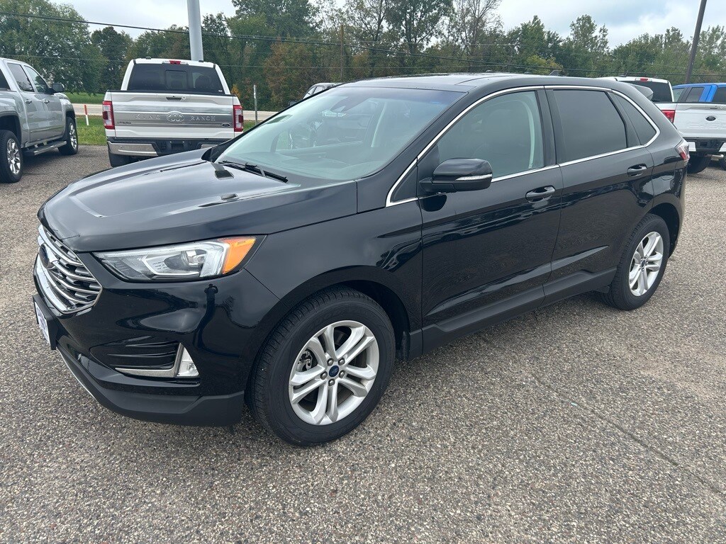 2020 Ford Edge SEL photo 3