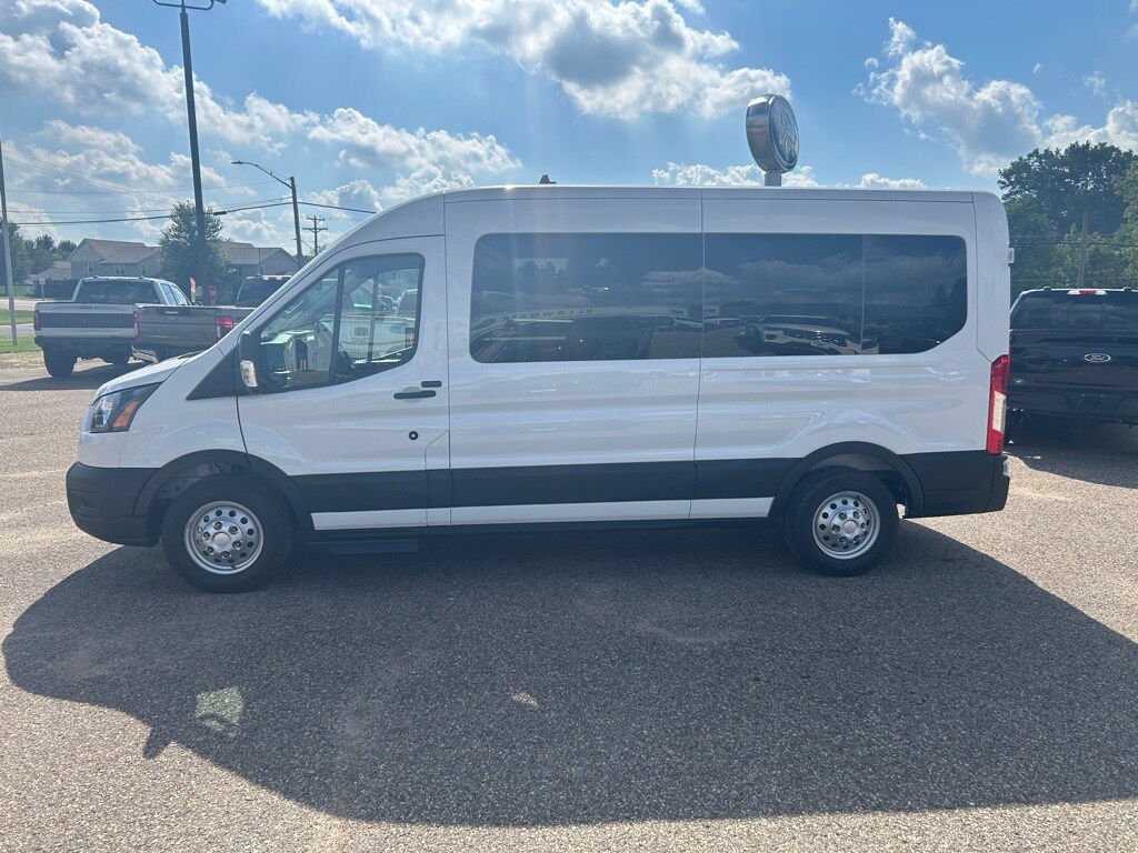 2025 Ford Transit photo 2