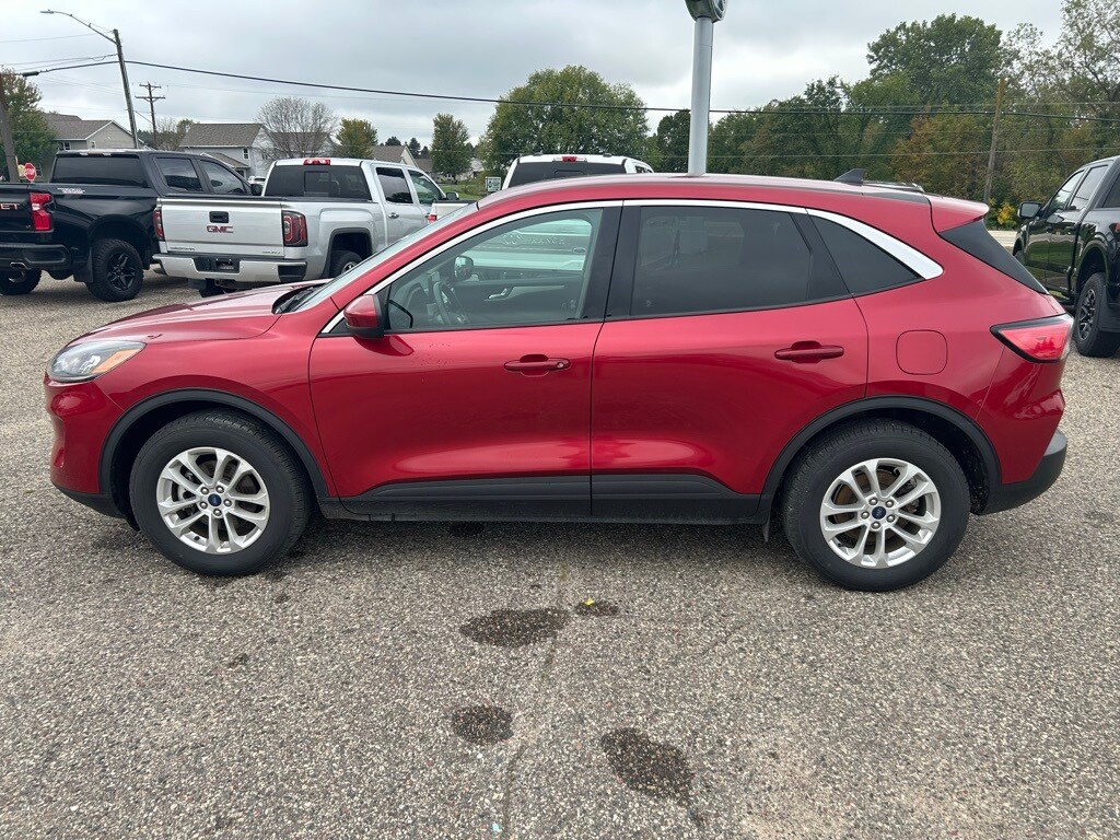 2020 Ford Escape SE photo 3