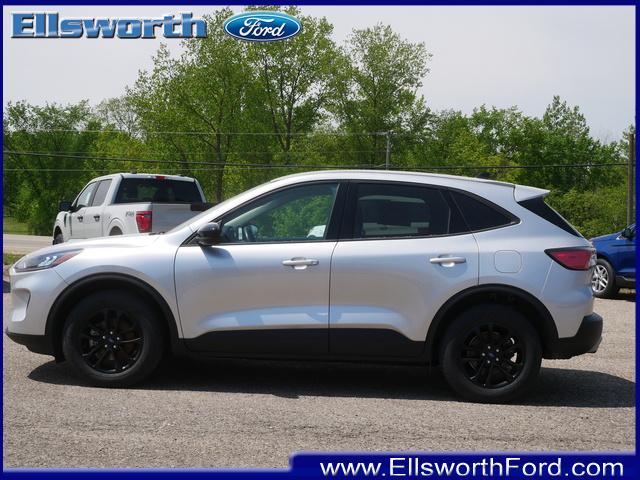 Used 2020 Ford Escape SE with VIN 1FMCU9BZ3LUA56931 for sale in Ellsworth, WI