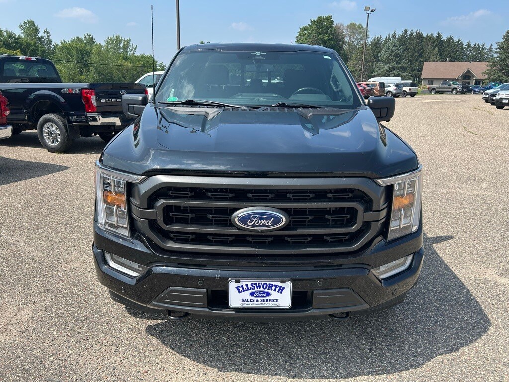 2023 Ford F-150 XLT photo 2