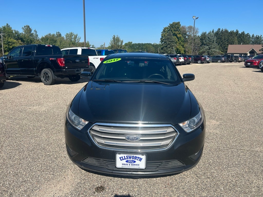 1FAHP2E88HG113700