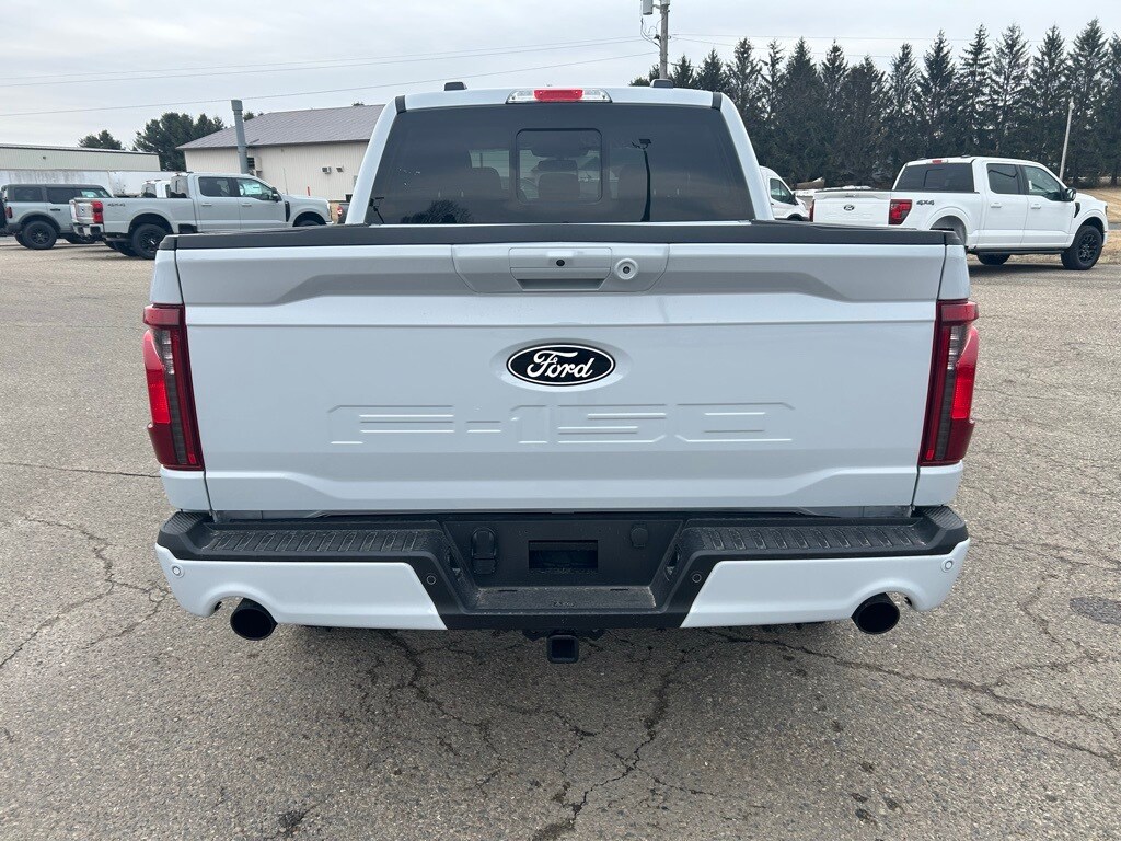 2025 Ford F-150 XLT photo 4