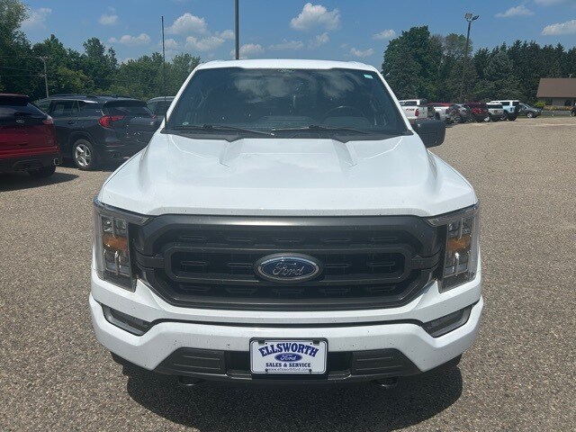 2022 Ford F-150 XLT photo 2
