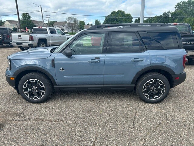 2025 Ford Bronco Sport Outer Banks photo 4