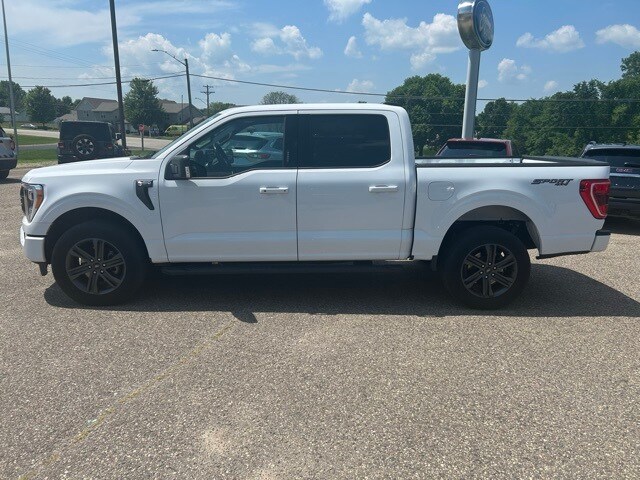 2022 Ford F-150 XLT photo 4