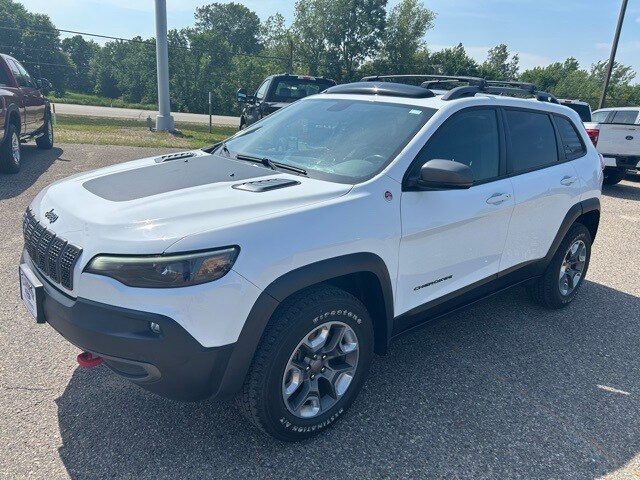 2019 Jeep Cherokee Trailhawk photo 3