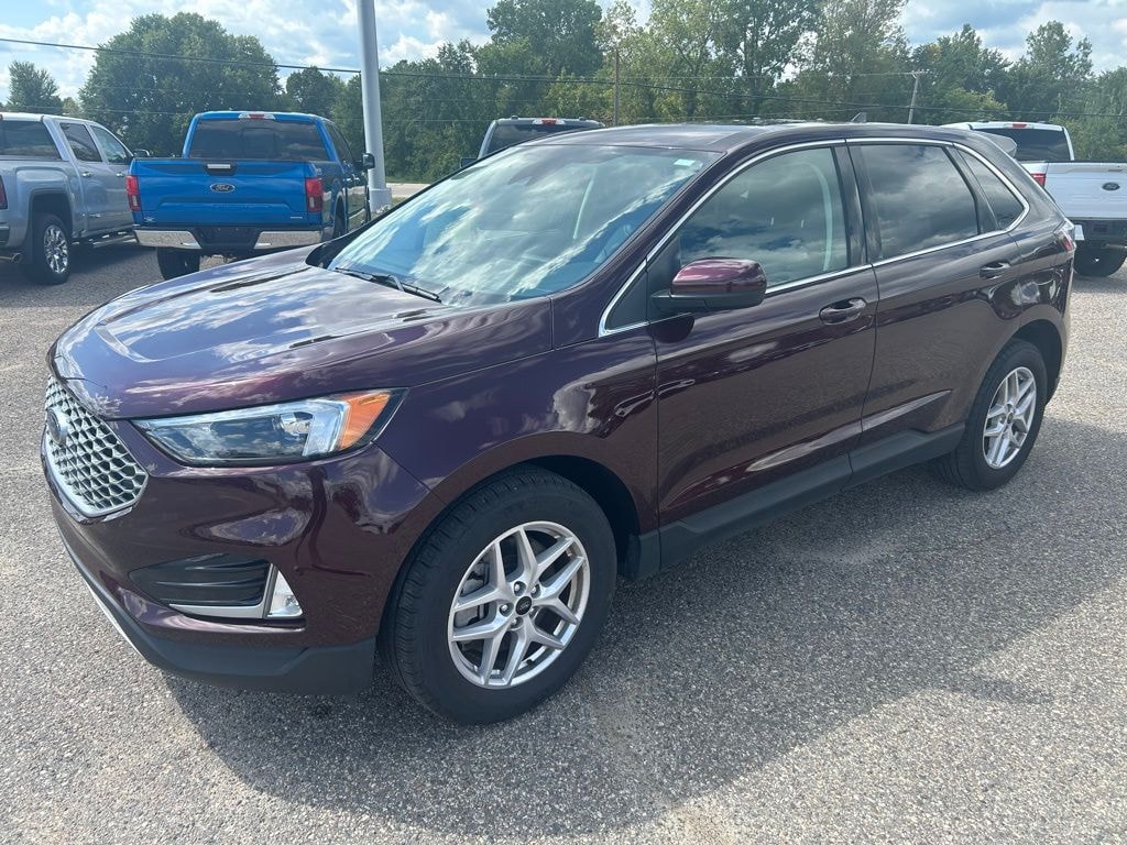 Used 2024 Ford Edge SEL SUV