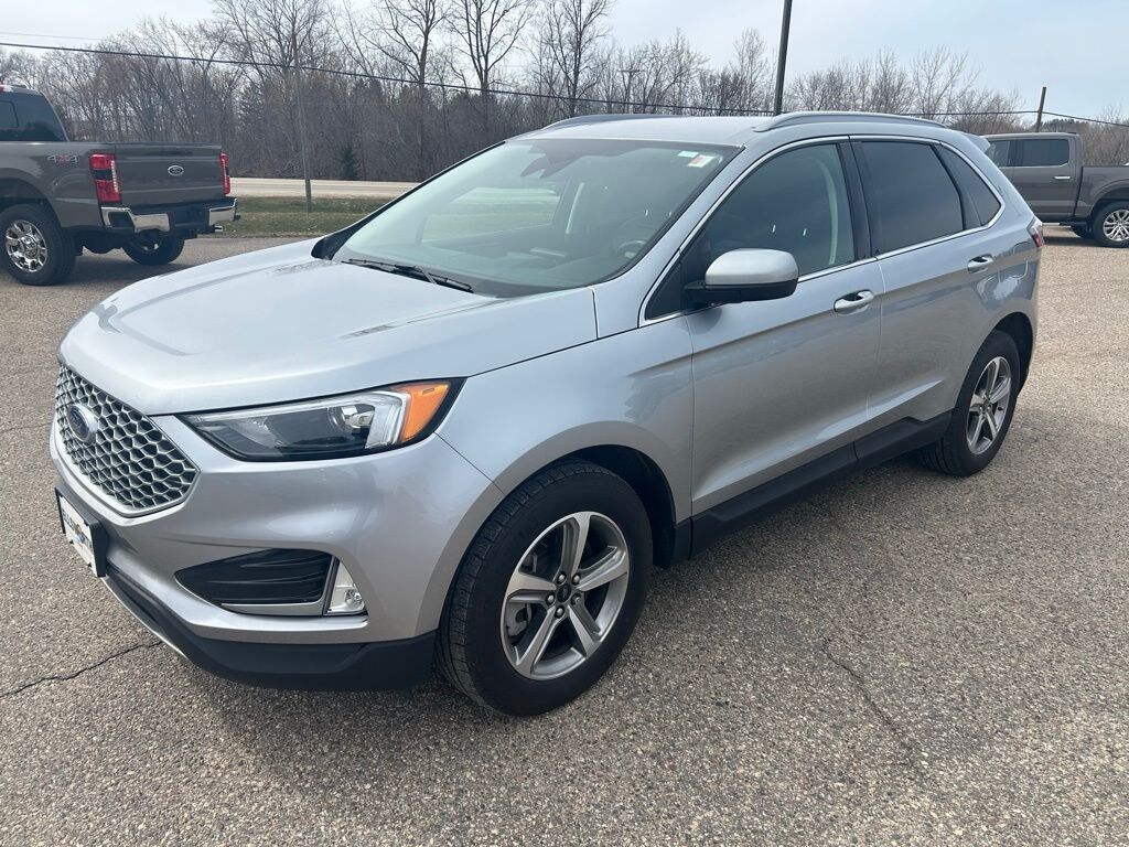 Used 2024 Ford Edge SEL SUV
