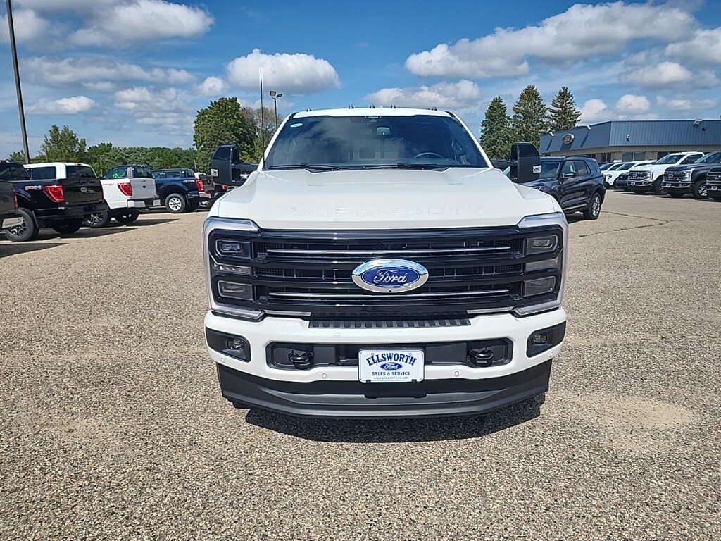 2026 Ford F-350 photo 2
