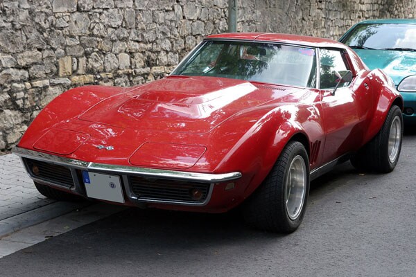 1969-Chevrolet-Corvette-(2).jpg