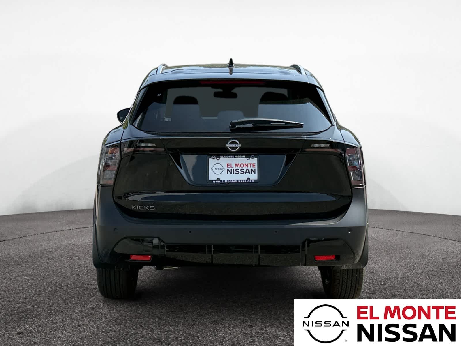 2026 Nissan Kicks SV photo 4
