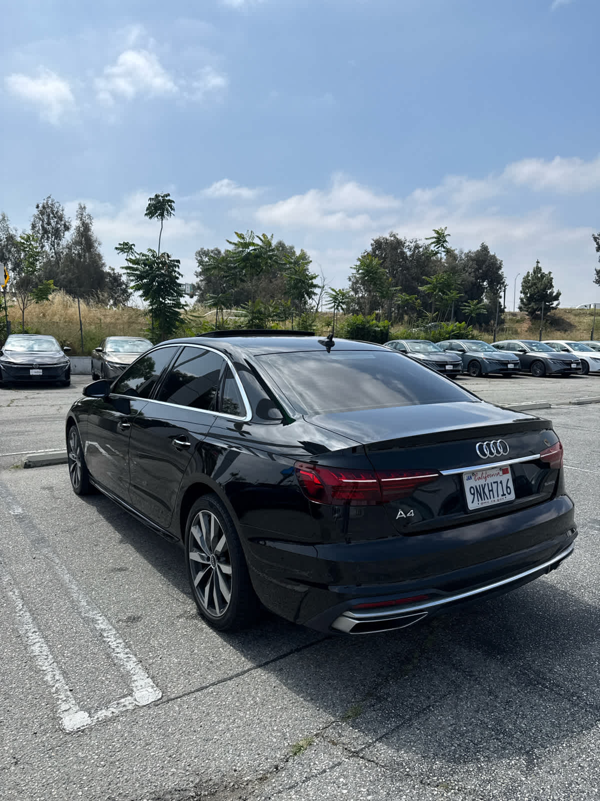 2021 Audi A4 40 Premium photo 3