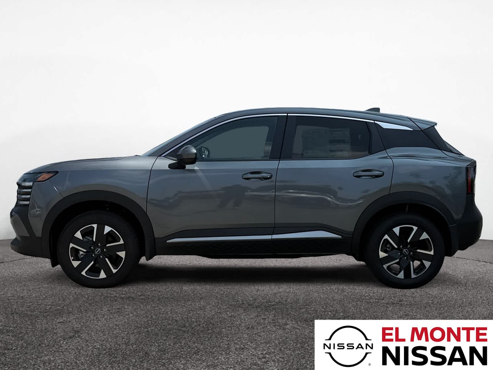 2025 Nissan Kicks SV photo 2