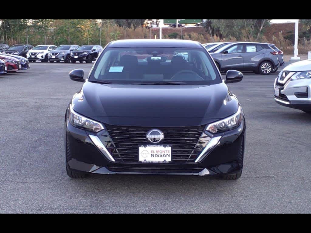 2025 Nissan Sentra SV photo 2
