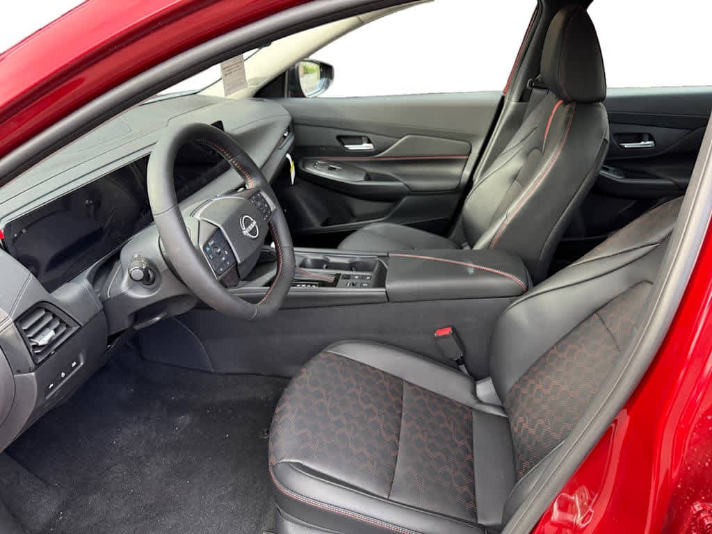 2026 Nissan Sentra SR - Photo 11