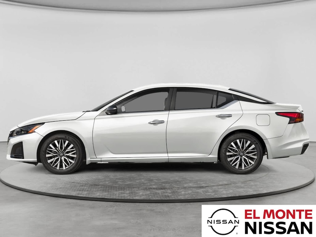 New 2026 Nissan Altima SV Sedan