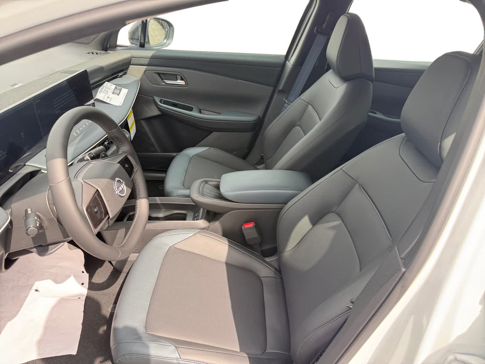 2026 Nissan LEAF SV+ - Photo 11