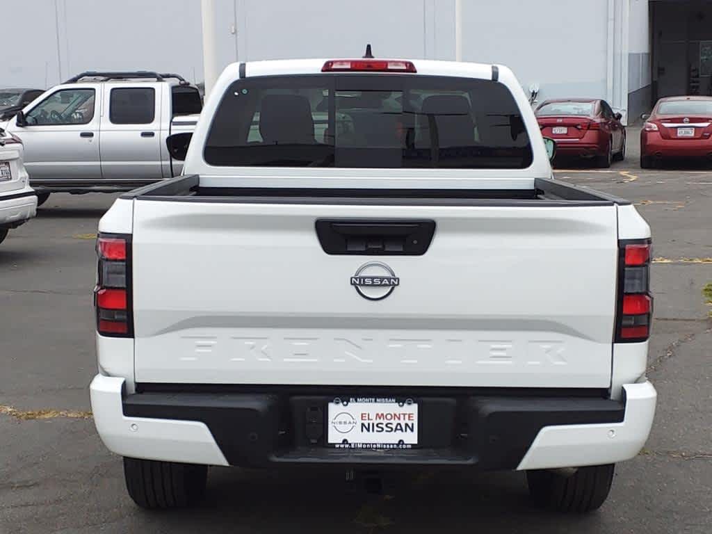 2025 Nissan Frontier SV photo 3