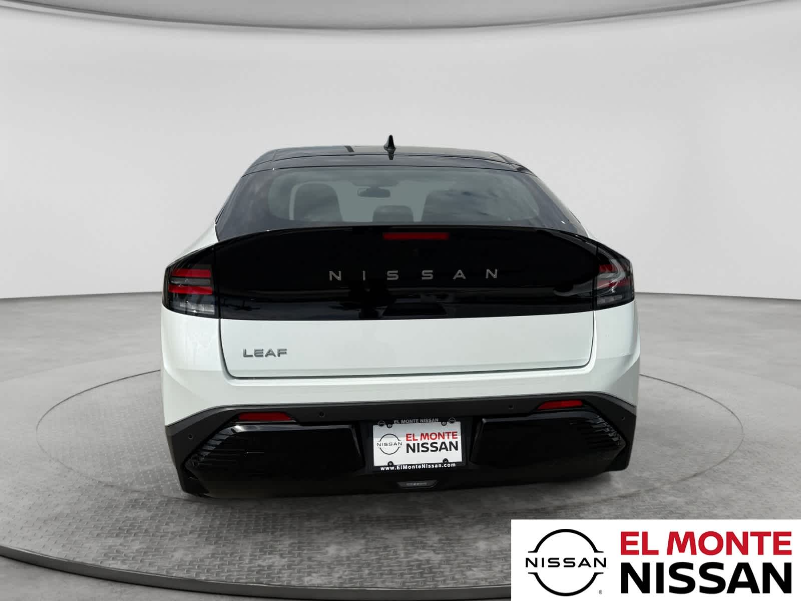 2026 Nissan LEAF SV+ - Photo 6