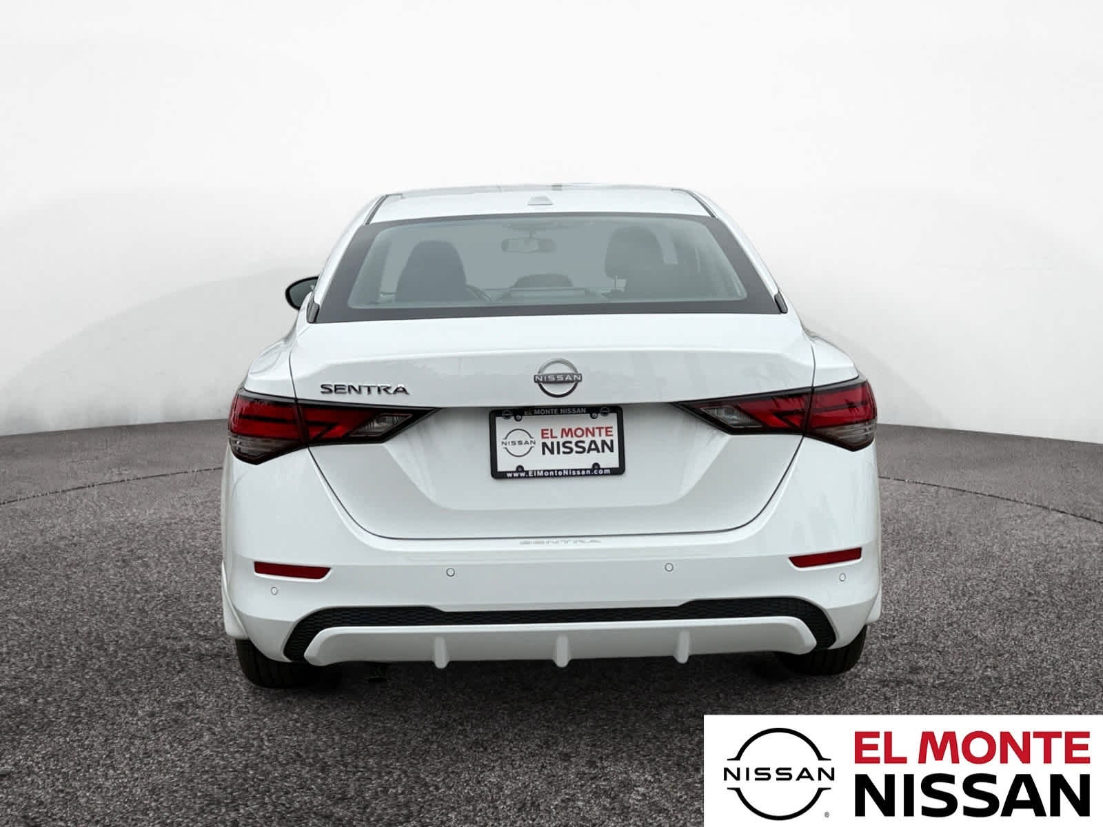 2025 Nissan Sentra SV photo 3