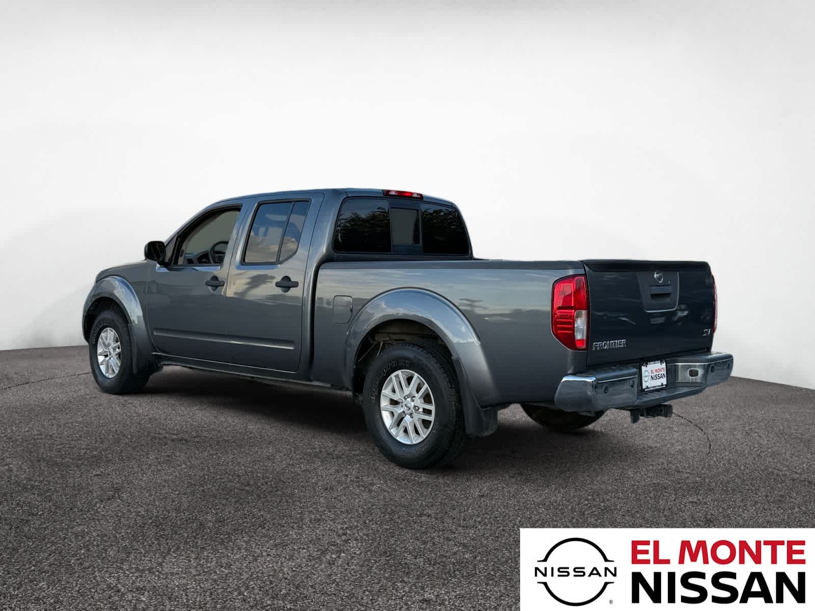 2018 Nissan Frontier SV photo 3