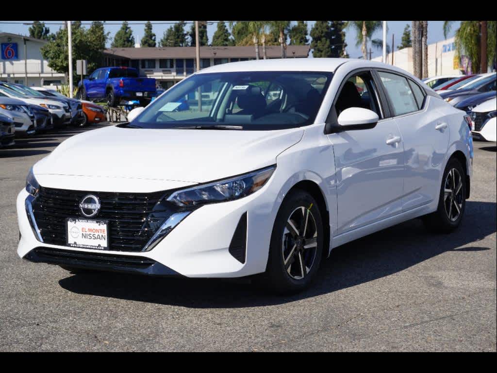 2025 Nissan Sentra SV photo 3