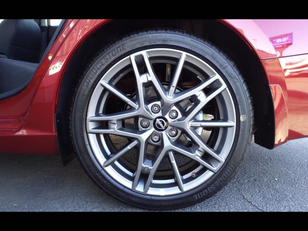 2024 Nissan Altima SR photo 4