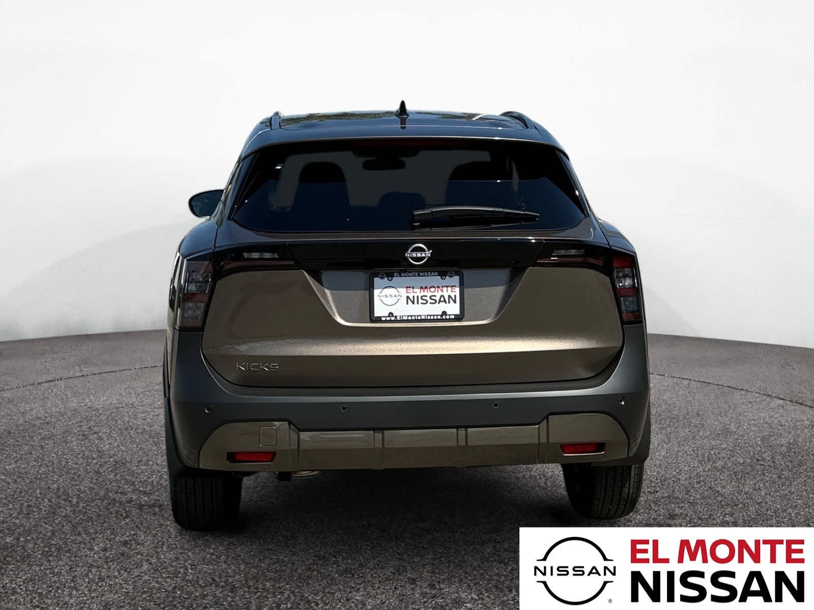 2026 Nissan Kicks SV photo 4