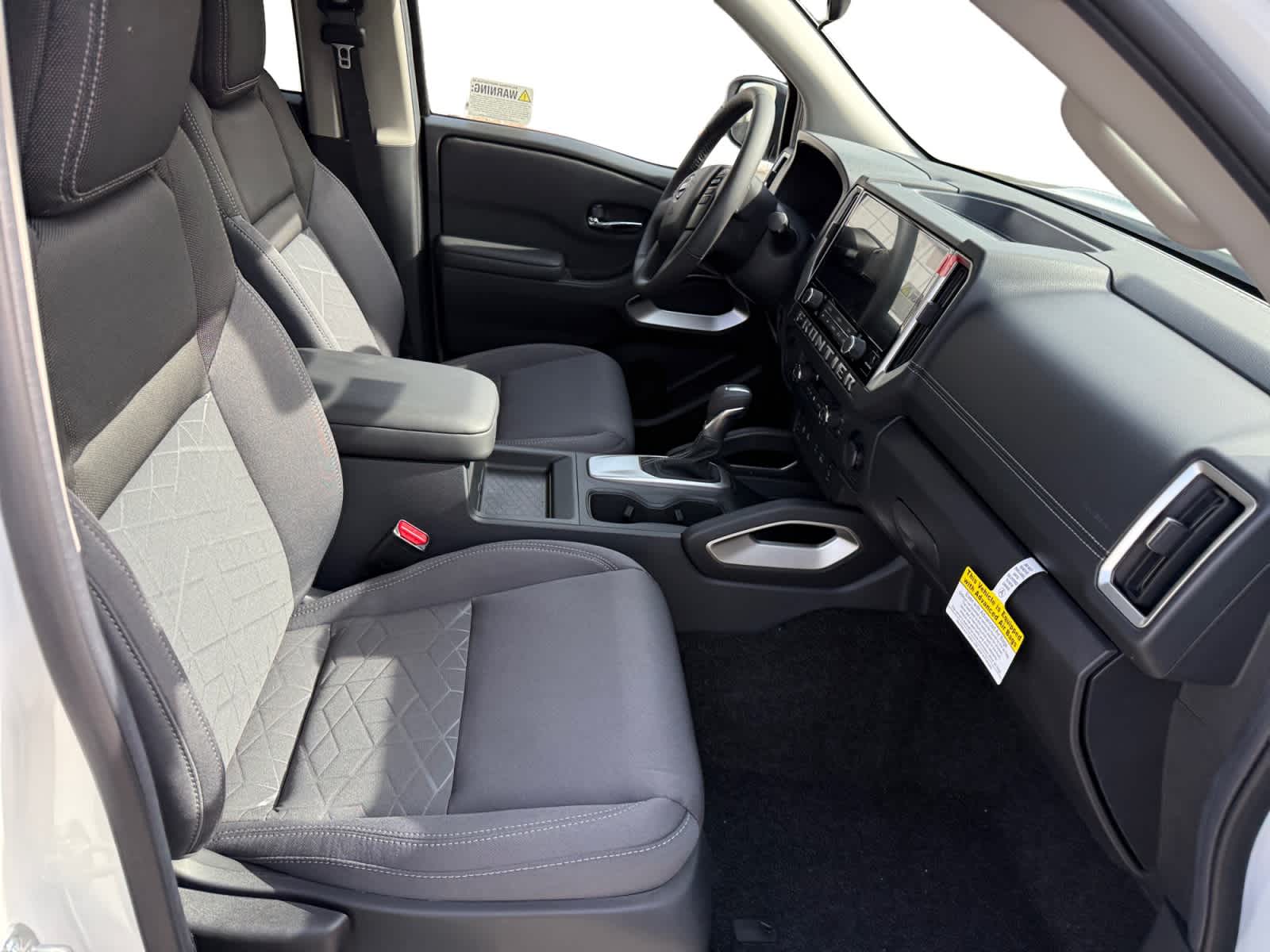 2026 Nissan Frontier SV - Photo 15