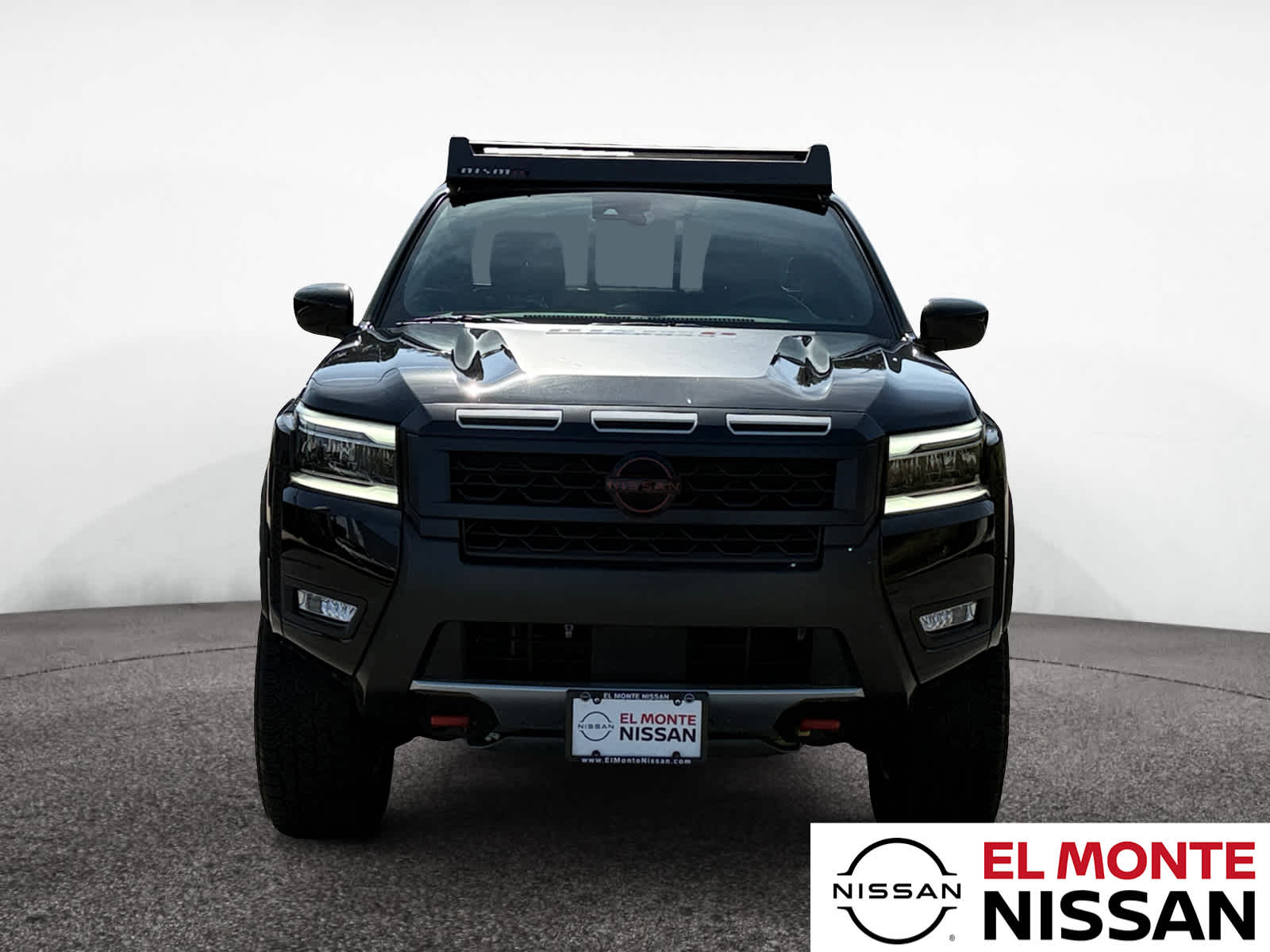 2025 Nissan Frontier PRO-4X - Photo 8