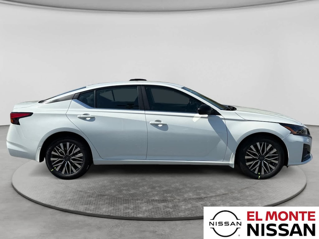 New 2026 Nissan Altima SV Sedan