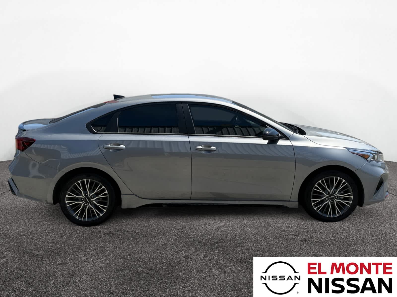 2024 Kia Forte GT-Line photo 6