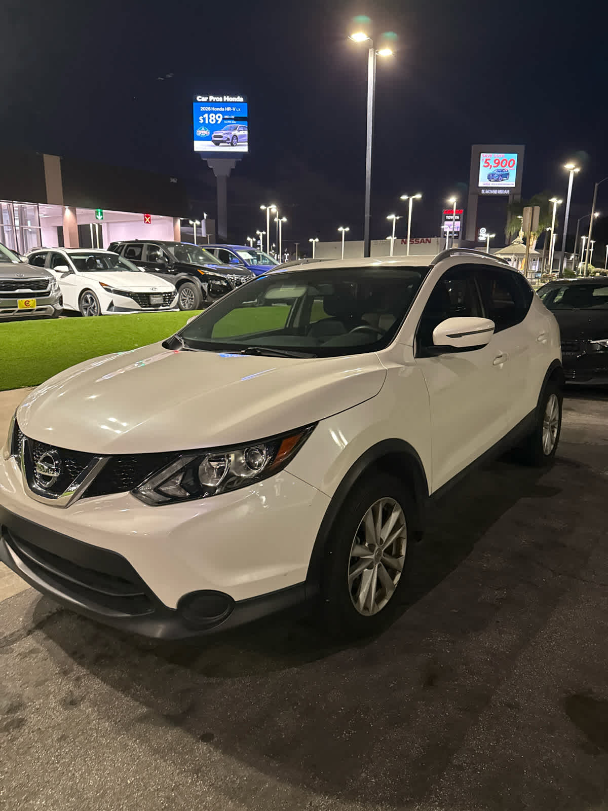 2018 Nissan Rogue Sport SV photo 4