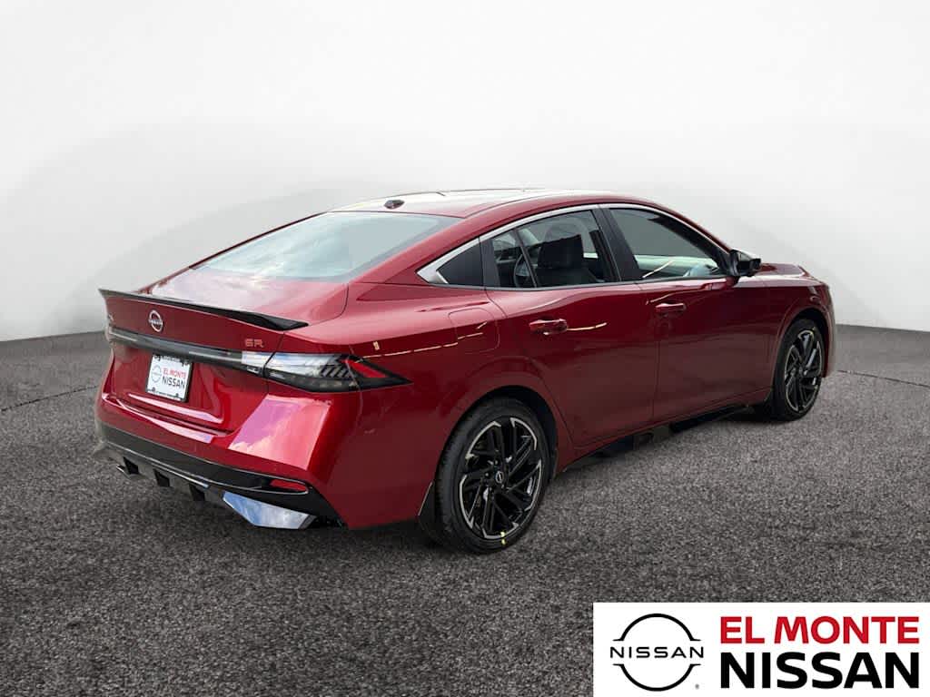 2026 Nissan Sentra SR - Photo 6